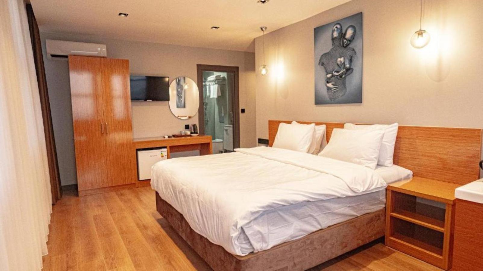 Elite Marmara Pansiyon Camlica Istanbul Exteriör bild